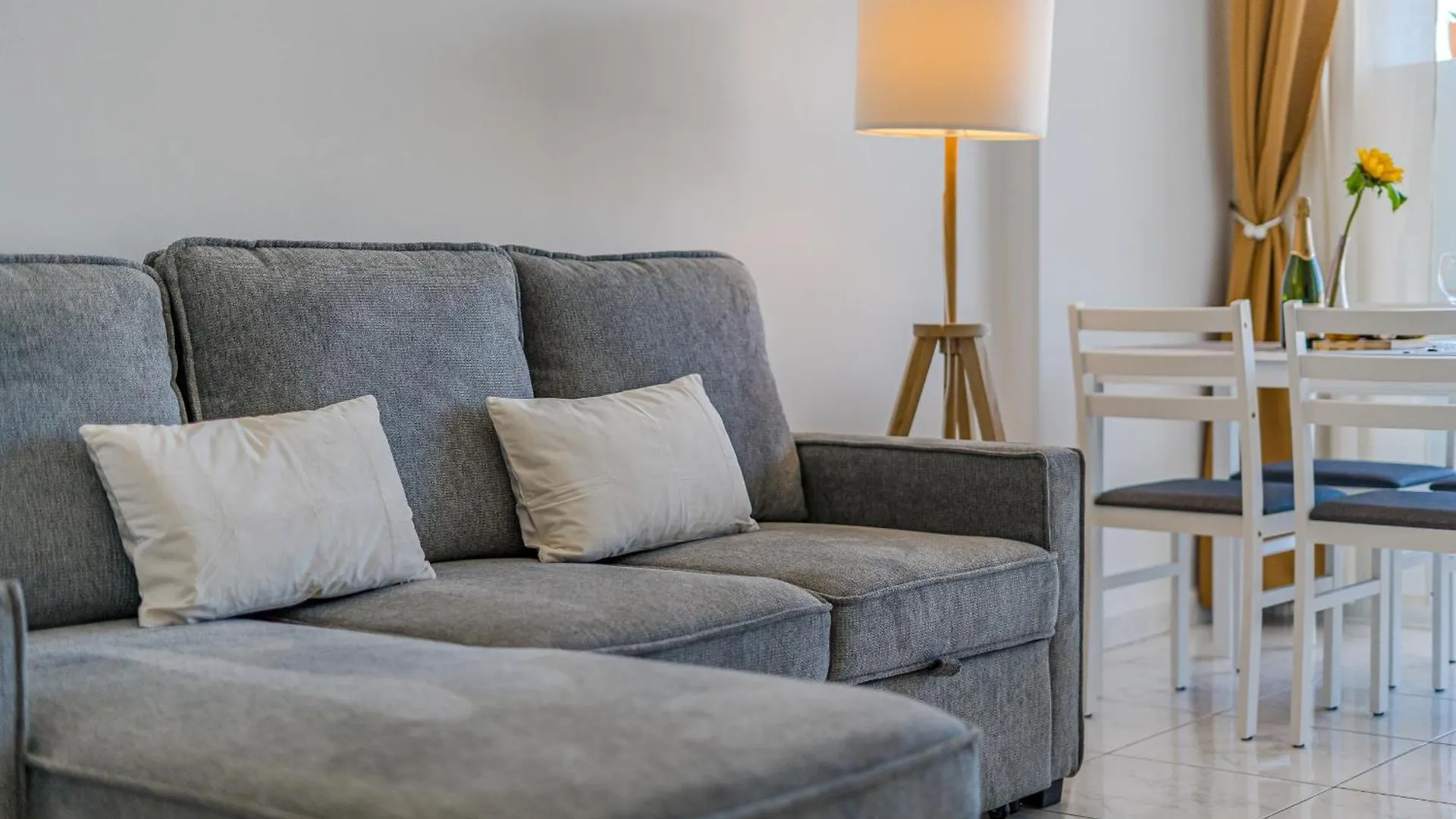 לוס כריסטיאנוס Costamar Panorama - Oceanview One Bedroom Apartment ספרד